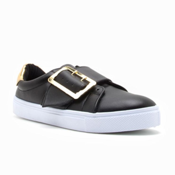 Shoes - Black Buckle Sneakers